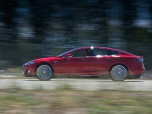 Норвежцы все чаще предпочитают Tesla Model S другим автомобилям