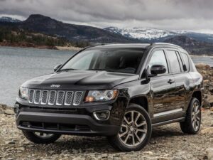 Chrysler выводит на российский рынок рестайлинговый кроссовер Jeep Compass