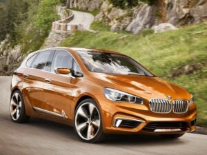 Компания BMW запатентовала изображение товарной версии своей первой модели с передним приводом