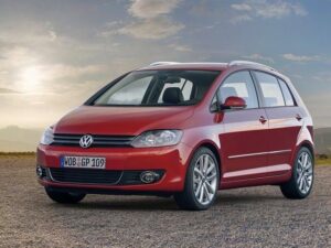 В Германии стартовали дорожные испытания компактвэна Volkswagen Golf Plus нового поколения