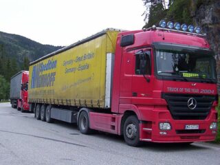 Mercedes-Benz Actros