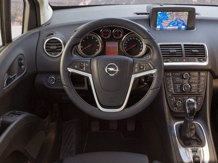 2014 Opel Meriva — интерьер