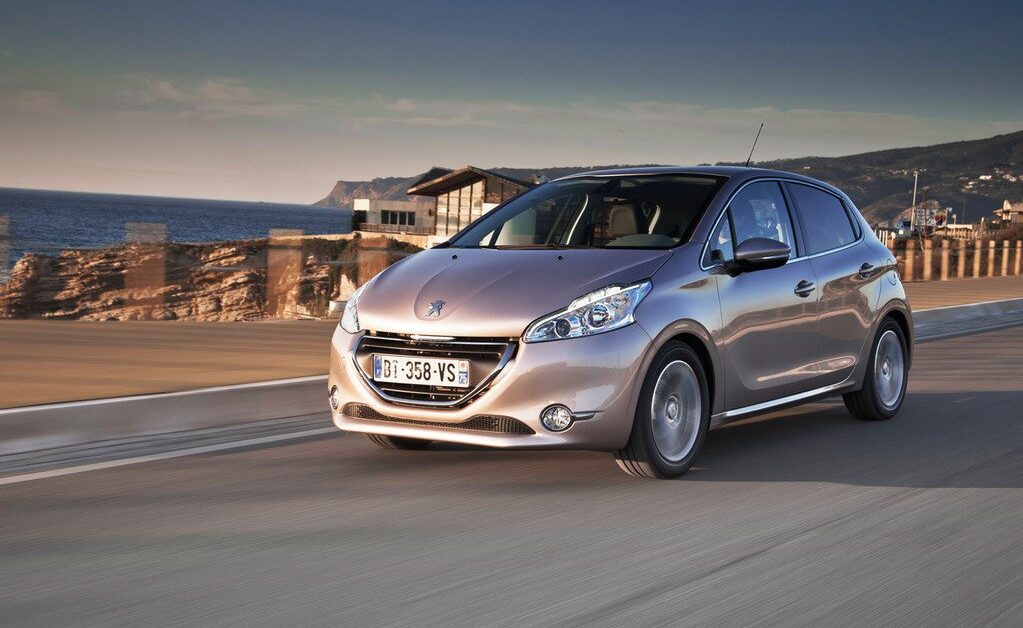 Peugeot 208