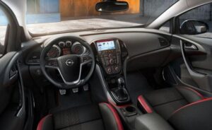 2014 Opel Astra — интерьер