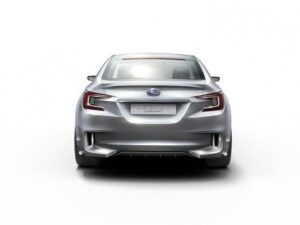 Subaru Legacy concept — вид сзади