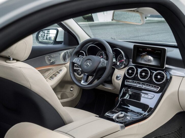 2015 Mercedes-Benz C-Class — интерьер