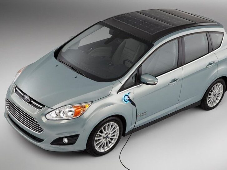 Гибридная модификация Ford C-Max получила солнечные батареи