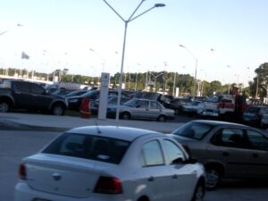 Вопрос платных парковок решат без самих россиян