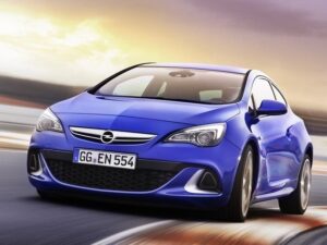 Трековый автомобиль Opel Astra OPC будет адаптирован для обычных дорог
