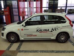 Lada Kalina Sport — вид сбоку