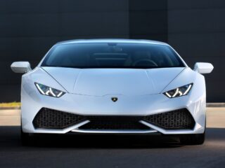 Автомобиль марки Lamborghini