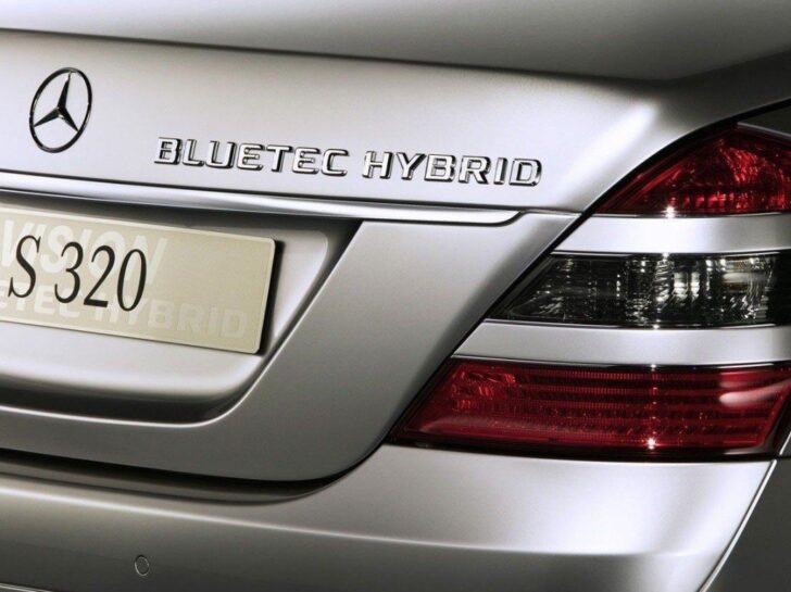Mercedes-Benz построит гибрид с 3-цилиндровым двигателем