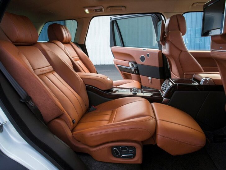 Range Rover Vogue LWB — интерьер