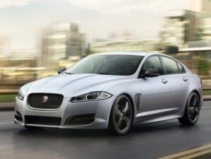 Jaguar поставит в Россию партию седанов Jaguar XF в особом исполнении
