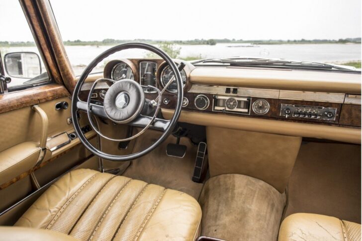 1965 Mercedes-Benz 600 Pullman — интерьер