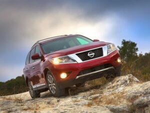 Озвучены цены на Nissan Pathfinder российской сборки