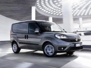 Компания Fiat Professional представила обновленный фургон Doblo