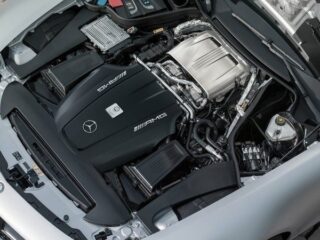 Двигатель для нового Mercedes-Benz C 63 AMG