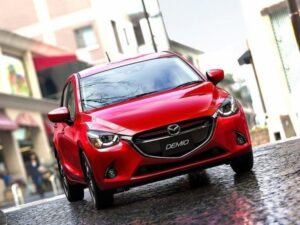 Mazda2 нового поколения получит версию в кузове седан