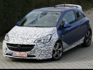 «Заряженную» Opel Corsa нового поколения обкатывают в Нюрбургринге