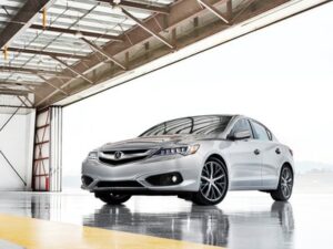Компания Acura выполнила глубокий рестайлинг седана ILX