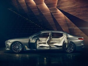«Девятка» BMW станет соперником Mercedes-Maybach S-Class