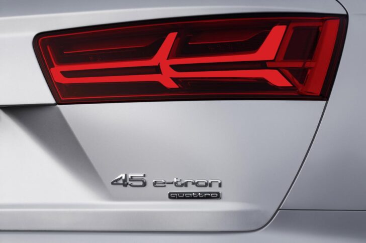 Стоп-сиглан Audi Q7 e-tron