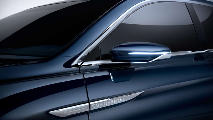 Дизайн зеркал концепта Lincoln Continental