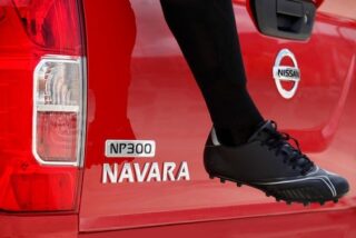 Тизер Nissan Navara