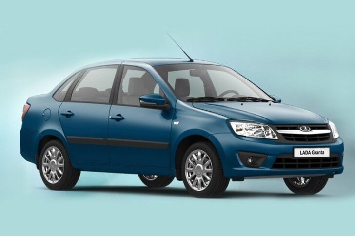 АвтоВАЗ представил «Гранту» и «Калину» в новом цвете «Голубая Планета»