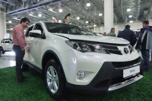 Toyota предложит 5 моделей со скидками до конца сентября