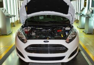 Компания Ford выпустила первое авто с российским двигателем