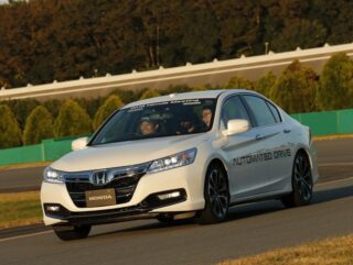 Тест «беспилотного» автомобиля Honda