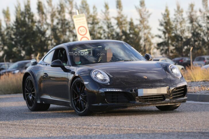 Новый Porsche 911 получит гибридную установку