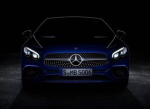 Mercedes-Benz рассекретил рестайлинговую модель SL