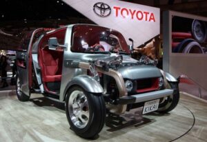 Компания Toyota представила в Токио уникальный автомобиль