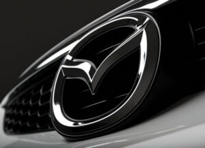 Mazda назвала дату дебюта первой гибридной модели