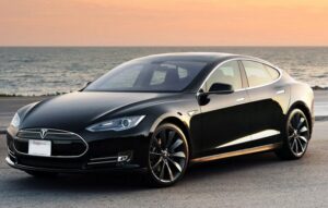 Tesla Motors может не поставить в этом году 90 тысяч электромобилей