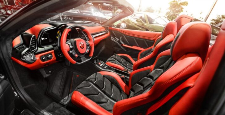 Тюнинг-ателье Carlex Design украсило салон Ferrari 458 Spider