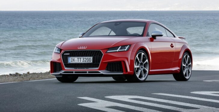 Audi представила в России самую мощную модель TT RS
