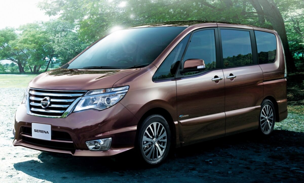 Nissan Serena 2016