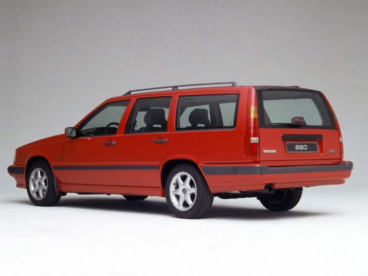 Модель Volvo 850 отмечает 25-летний юбилей