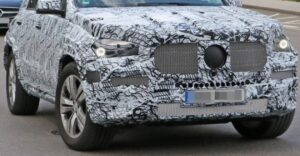 В 2018 году линейка Mercedes GLE пополнится вариантом купе