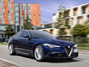 Новый седан Alfa Romeo Giulia стартует на британском рынке