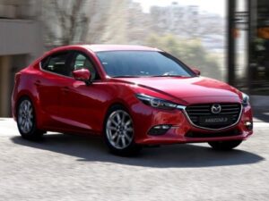 Доступная базовая версия седана Mazda 3 появилась в РФ