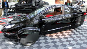 Трехколесный автомобиль Elio готовят к серийному запуску