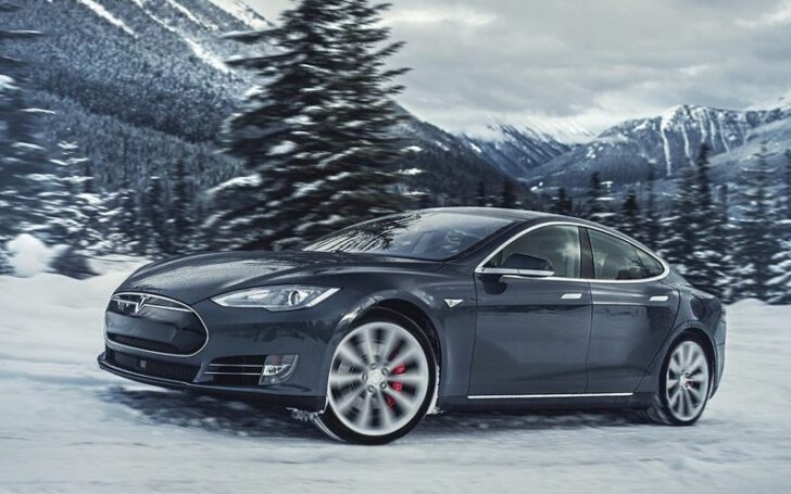 Tesla отзывает 53 тыс. машин Model S и Model X