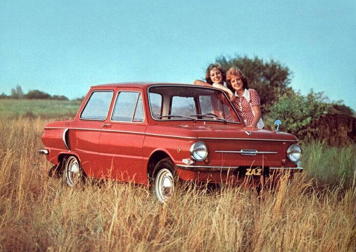 Школьный учитель из Британии собрал коллекцию советских автомобилей‍