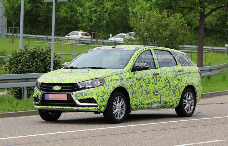 Новый универсал Lada Vesta заметили на тестах в Германии‍