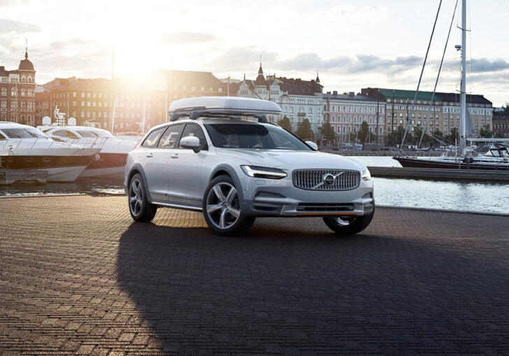 Volvo назвала цены на спецверсию V90 Cross Country для России